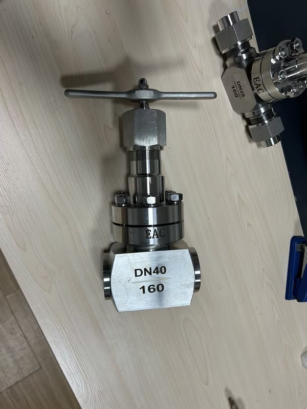 LNG LOX LIN LAR LCO2 резервуар Криогенный клапан глобуса высокого давления Квалитетный клапан PN320